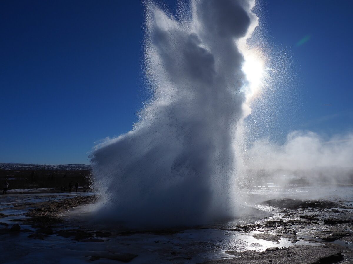 Pilot project aims to power small Canadian town entirely with geothermal energy