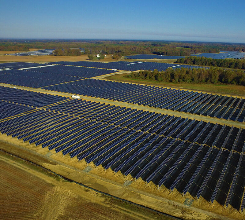 Amazon reaches 30 solar and wind projects in southeastern U.S., more than 400 worldwide